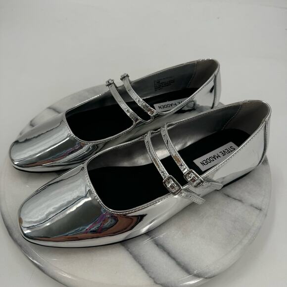 NWOB Steve Madden Silver Alisah Ballet Flats - Picture 8 of 8